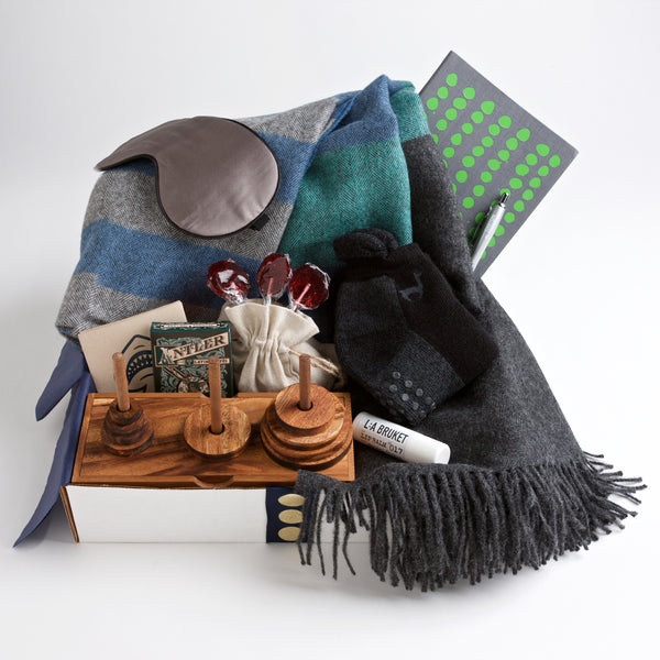 Carton Viceroy - Evoking a sense of the great outdoors, this get well gift for men includes a lightweight but warm alpaca blanket, cushiony non-slip socks, an addictive wooden game, and playing cards embellished with the most majestic antlers ever seen on an ace of spades.